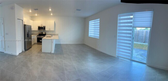 Foto del edificio - 1406 SE 6th Rd