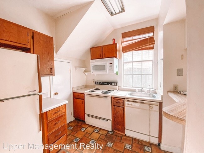 Building Photo - 1 br, 1 bath House - 4600 Laurel St. #6