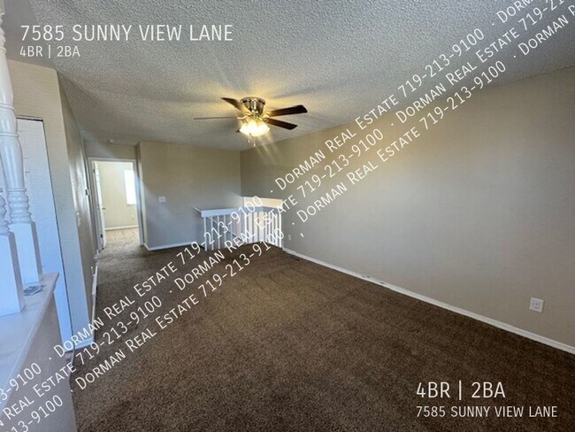 Foto del edificio - Great 4 Bedroom Home Near Ft. Carson