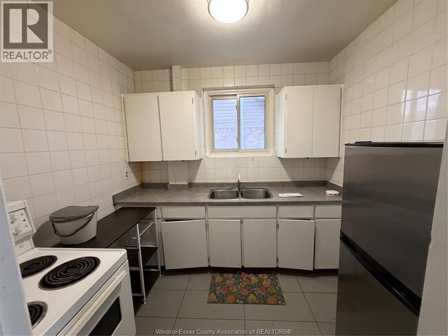 Photo du bâtiment - 2250 Howard Ave