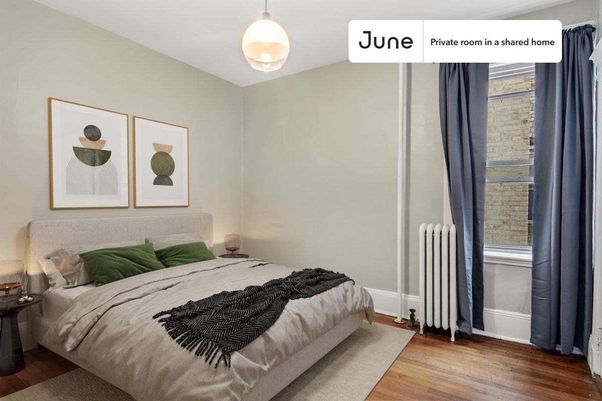 Primary Photo - Room in Shared 3 bed/1 bath home