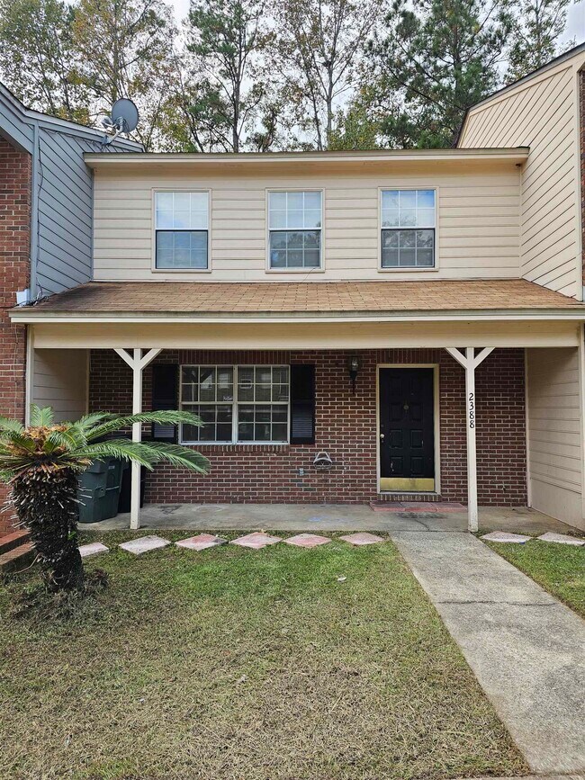 Foto del edificio - 2388 Gregory Dr