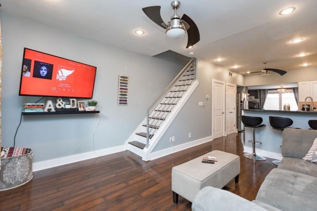 Foto del edificio - 2658 Edgemont St