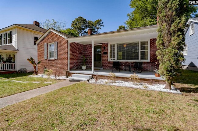 Building Photo - 711 Hillcrest Ave