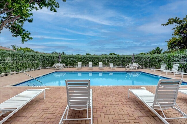 Building Photo - 8631 NW 110th Ave