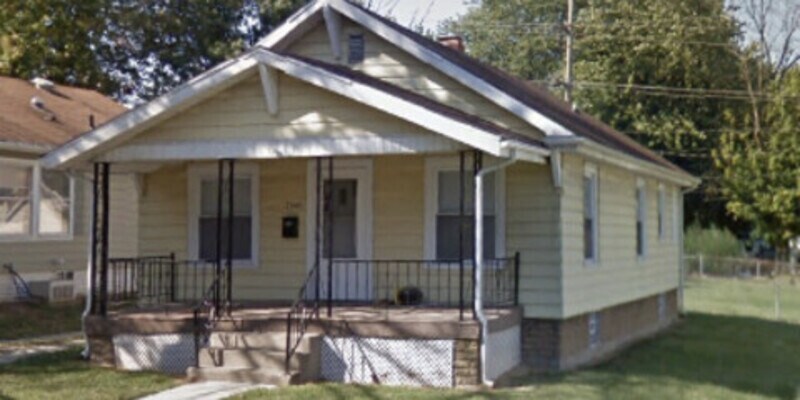 Primary Photo - 2340 East North Street