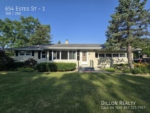 Building Photo - 654 Estes St