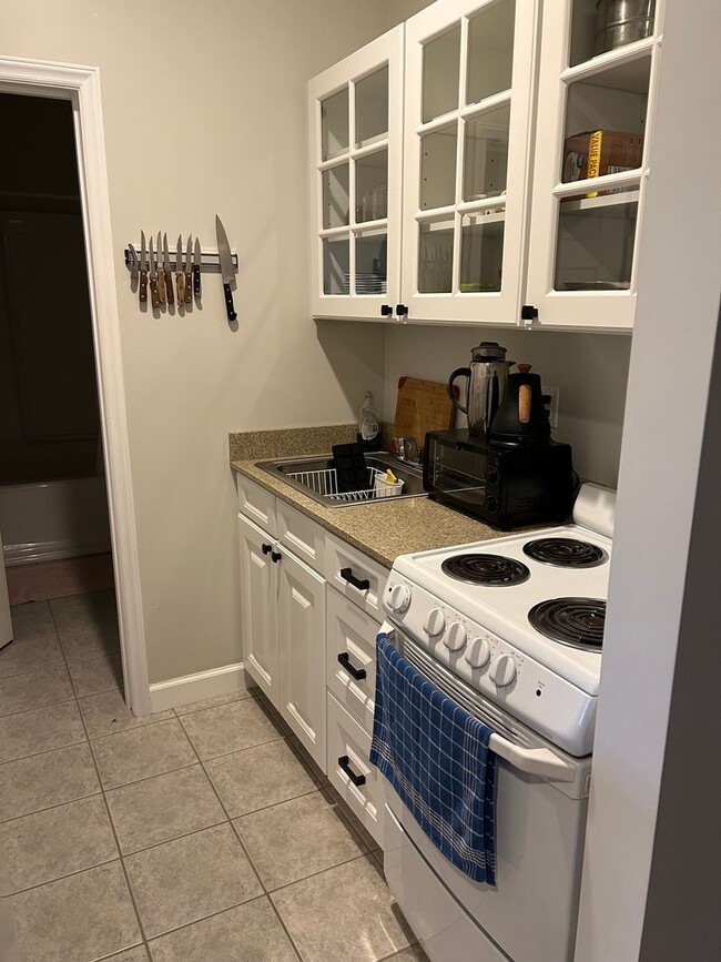 Building Photo - Mountain Retreat – 2 Bed, 2 Bath Lower-Lev...