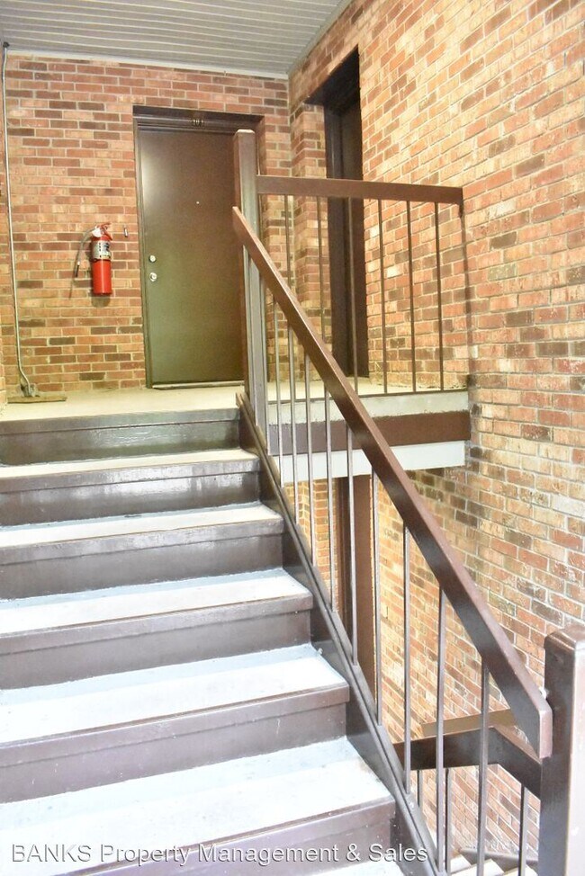 Foto del edificio - 3 br, 2 bath House - 200 Buckingham Lane #301