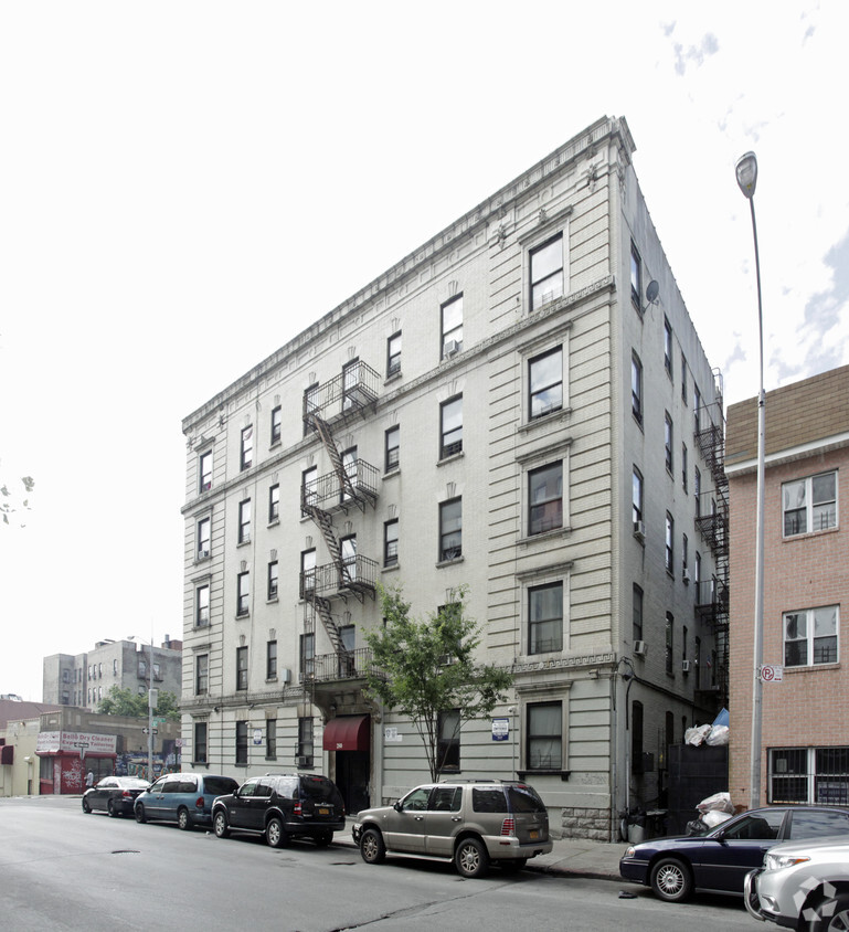 Building Photo - 280 E 166th St