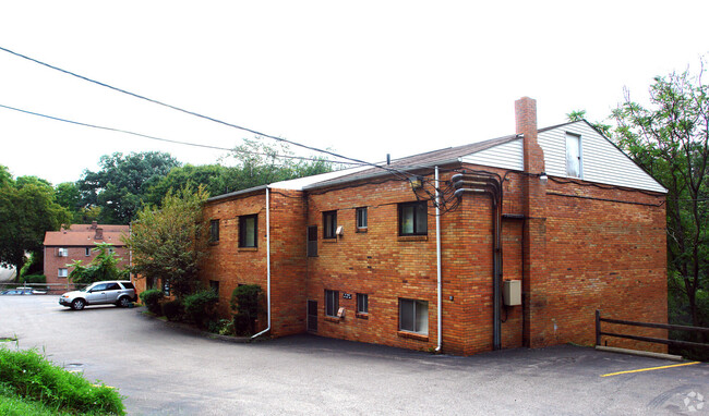 Foto del edificio - 3457 Evergreen Rd