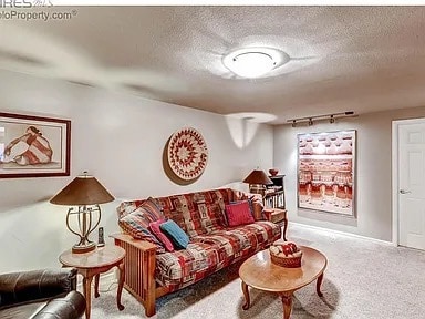 Building Photo - 1872 Del Rosa Ct
