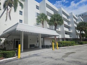 Building Photo - 1421 S Ocean Blvd