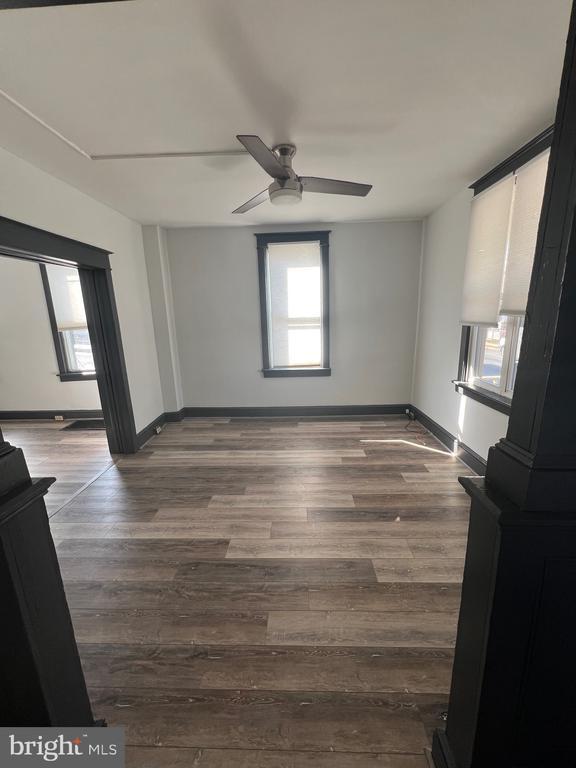 Building Photo - 438 Mitchell Ave