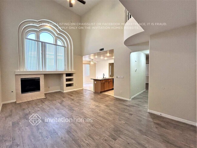 Foto del edificio - 7220 Golden Falcon St