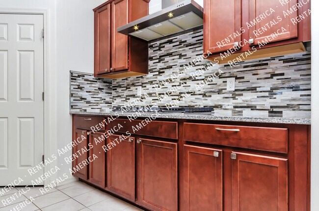 Building Photo - 11956 N Renoir Way
