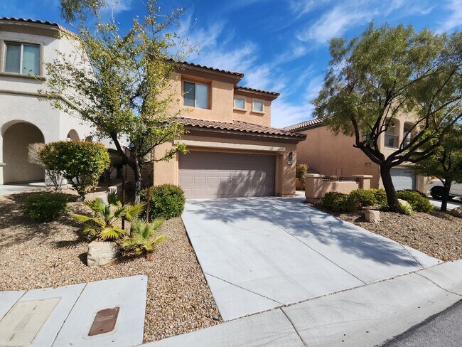Building Photo - Beautiful 2-Story Home in Summerlin commun...