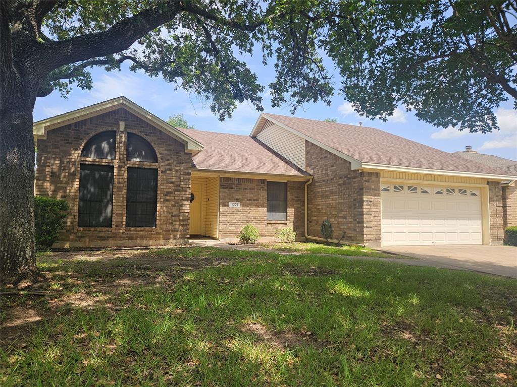 Foto principal - 11008 Claywood Dr