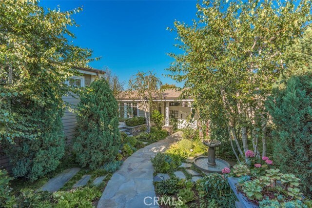 Foto del edificio - 3415 Seabreeze Ln