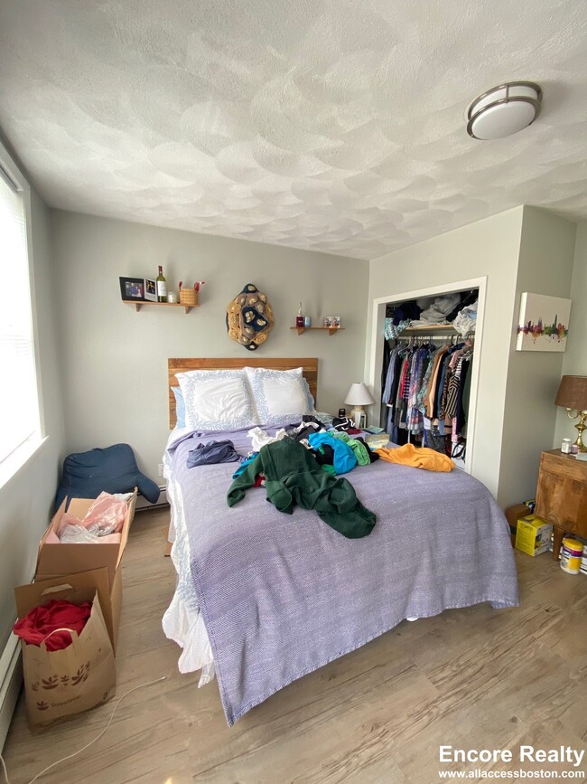 Foto del edificio - 194 Sumner St