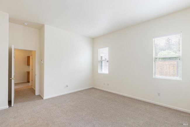 Foto del edificio - 201 Spur Ridge Ln