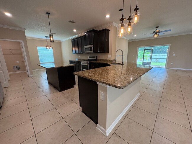Building Photo - Spacious Home in Growing Area of St. Johns...