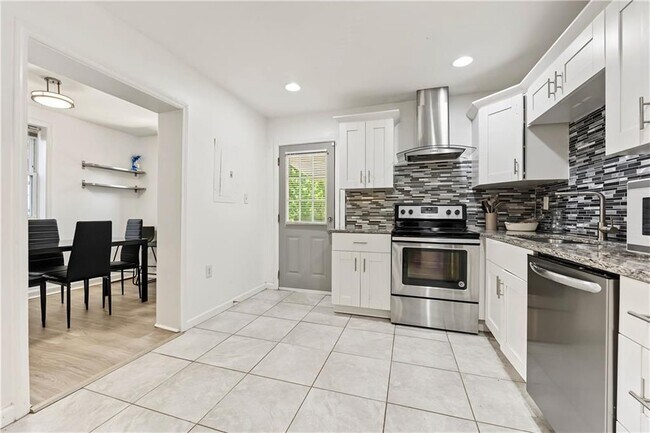 Foto del edificio - 1416 Graymont Dr SW