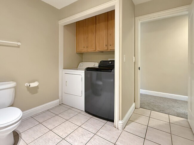 Foto del edificio - 714 Pioneer Rd