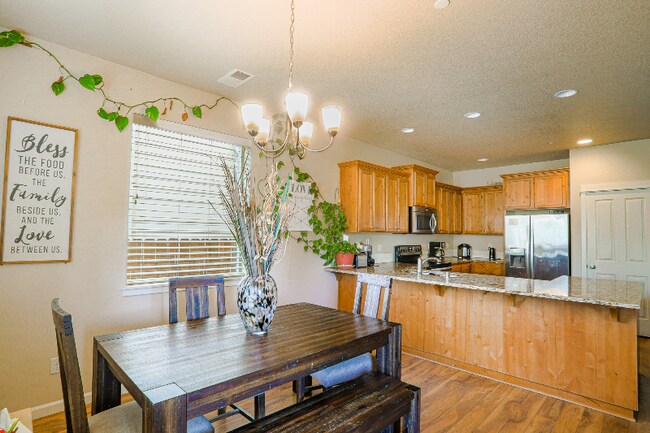 Foto del edificio - 3006 NE 75th St