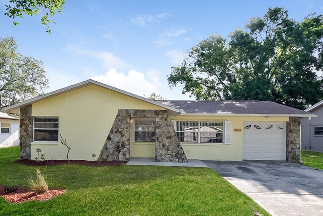Building Photo - 4404 Sawgrass Blvd