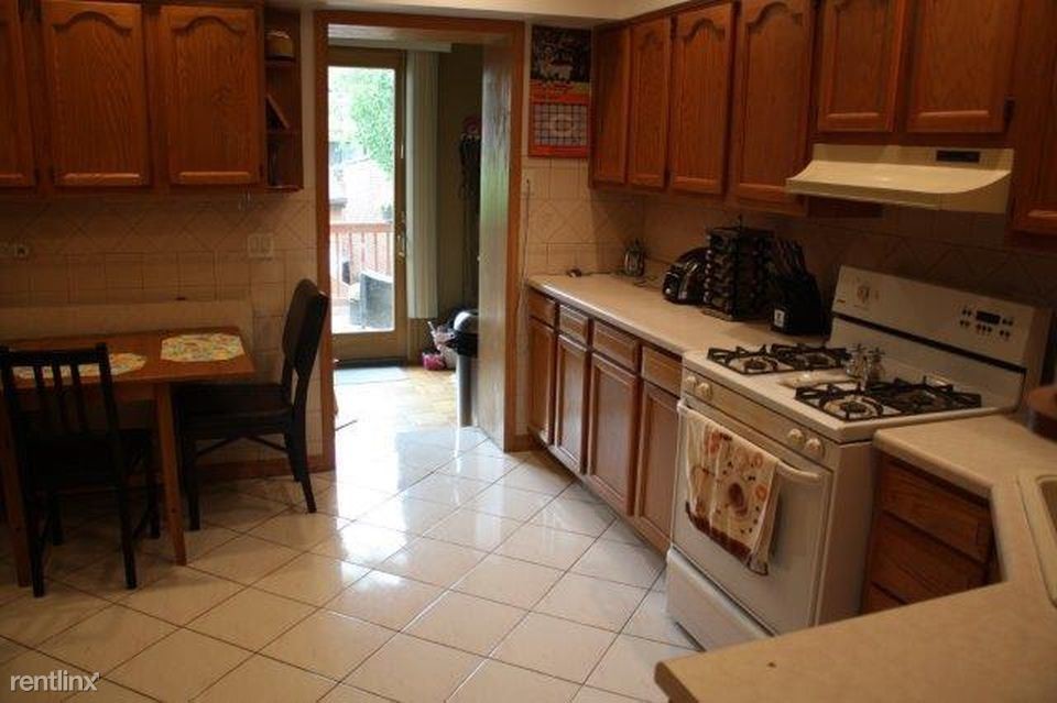 Foto del edificio - 1245 N Rockwell St