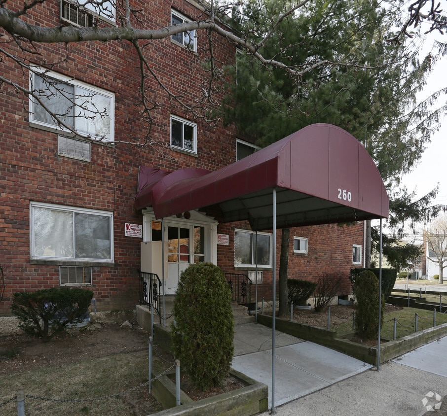 Building Photo - 260 Belmont Parkway