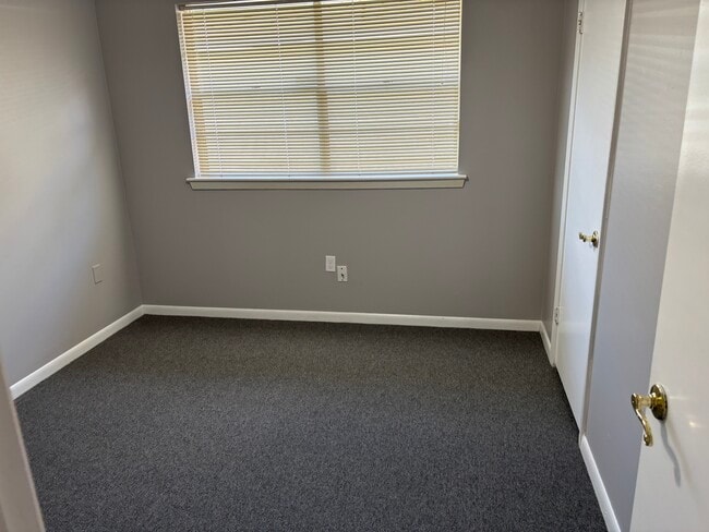 Building Photo - 2612 Timbalier Dr