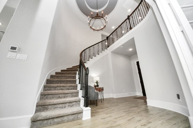 Foto del edificio - 8119 Messina Mount Dr