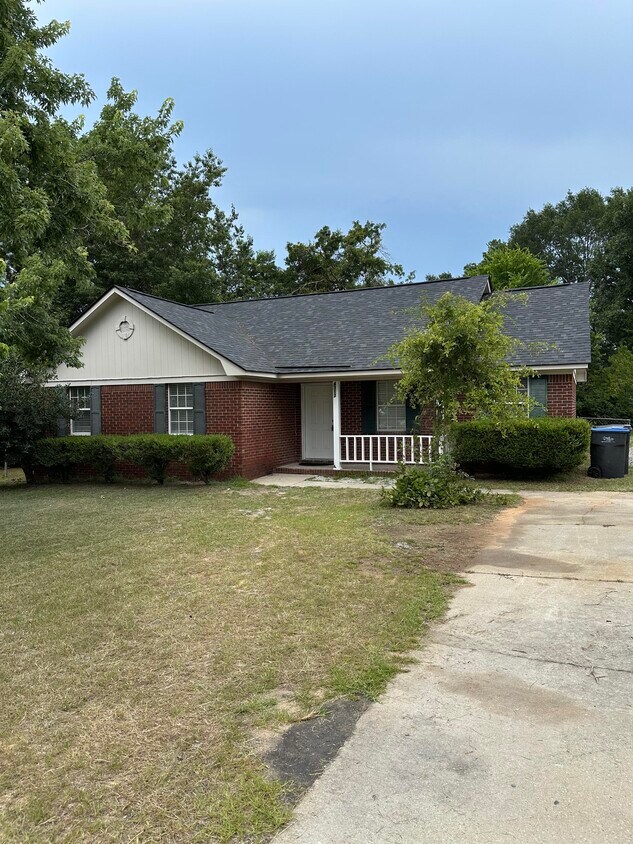 Foto principal - 4312 Wild Rose Dr