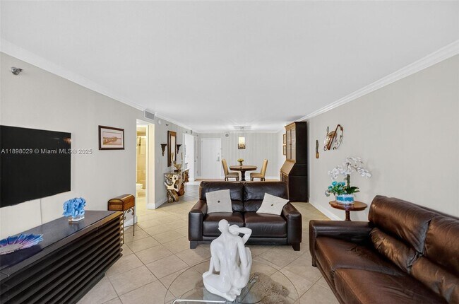 Building Photo - 2401 Collins Ave