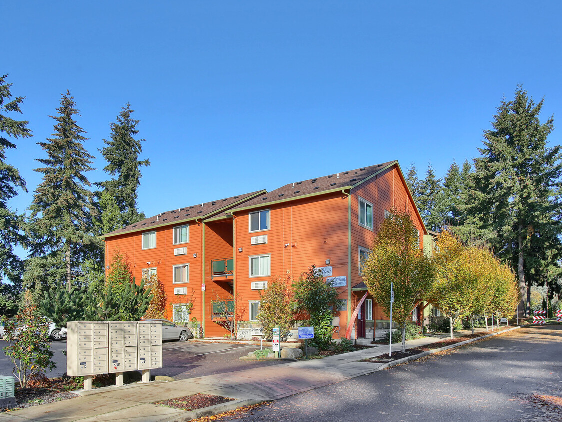 Primary Photo - Riva Courtyard Apartments