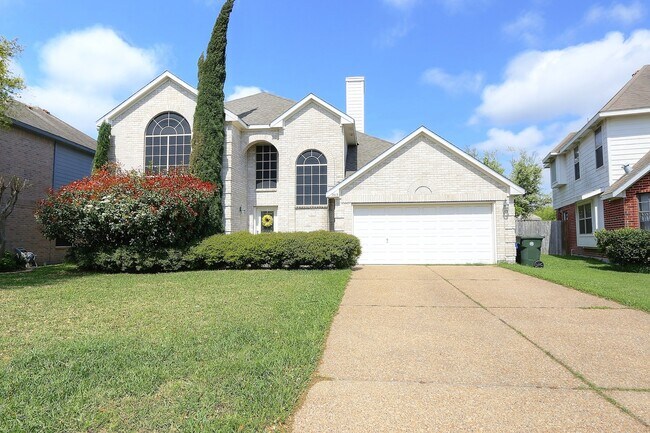 Foto del edificio - 7813 Kingshire Dr