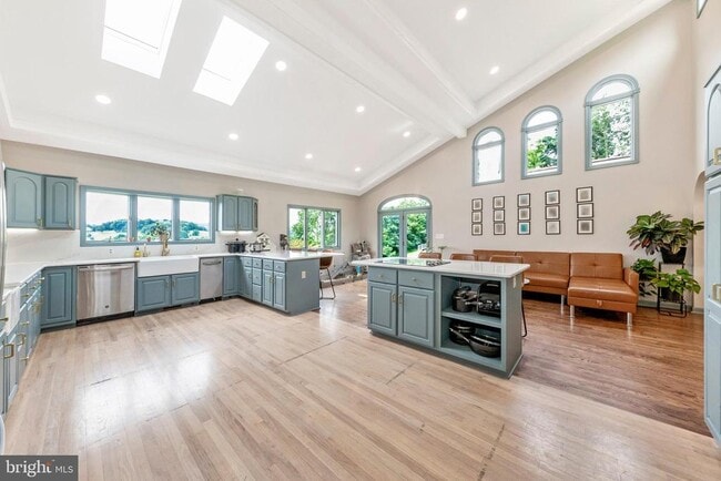 Foto del edificio - 10011 Baltimore National Pike