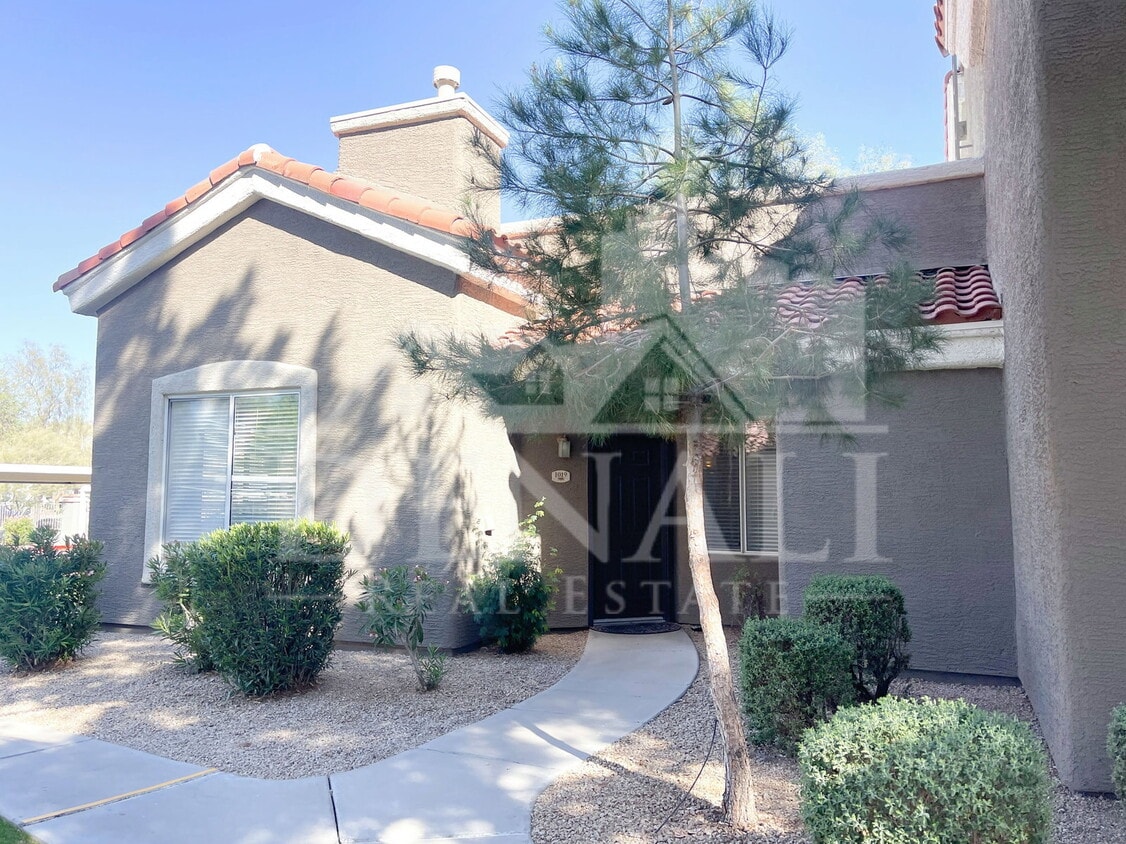 Photo - 2929 West Yorkshire Drive