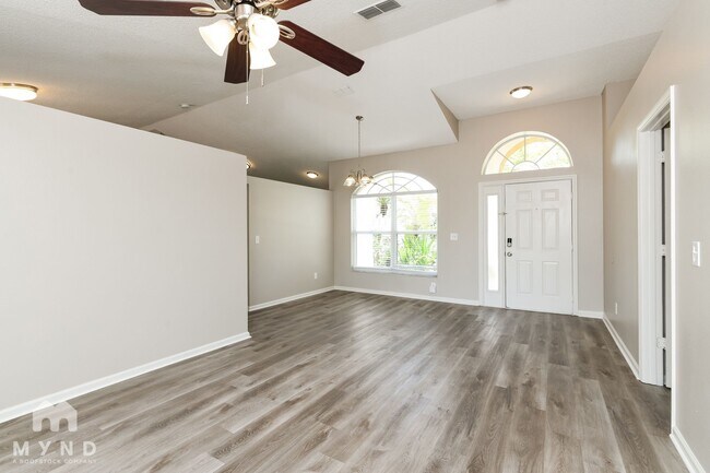 Foto del edificio - 2581 Sage Dr