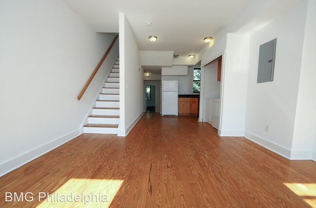 Building Photo - 3 br, 1 bath Apartment - 2018 N 18th St.
