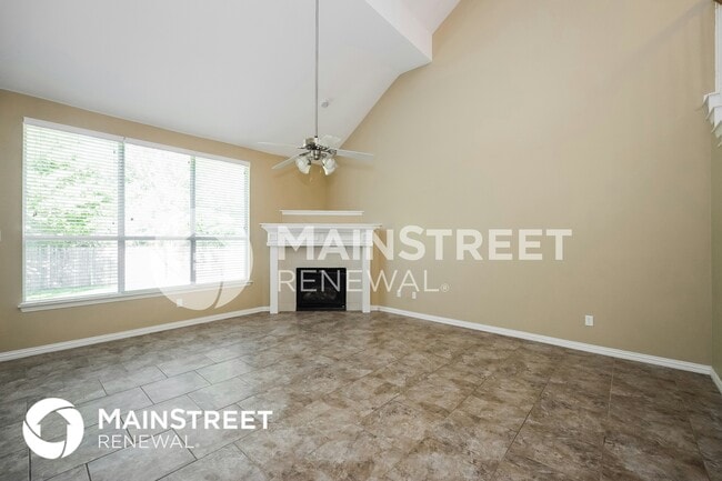 Building Photo - 1229 Carriage Creek Dr