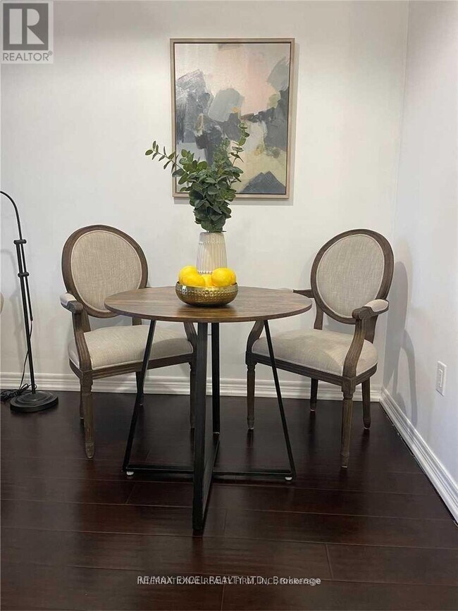 Building Photo - 276 Littlewood Dr