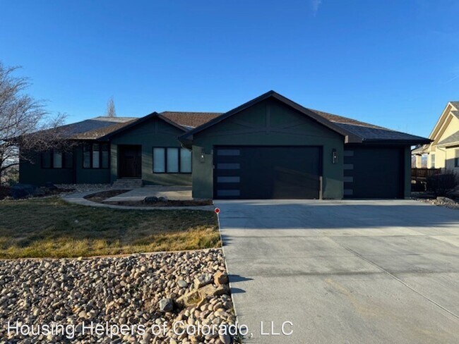 Foto del edificio - 4 br, 4.5 bath House - 1272 Fletcher Drive