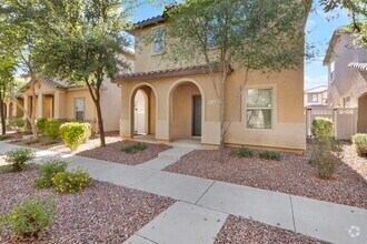 Building Photo - 946 S Hawk Ln