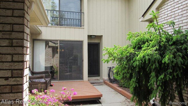 Foto del edificio - 1470 Timberview Trail