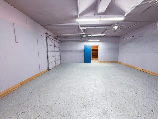 Building Photo - 20288 FM1314
