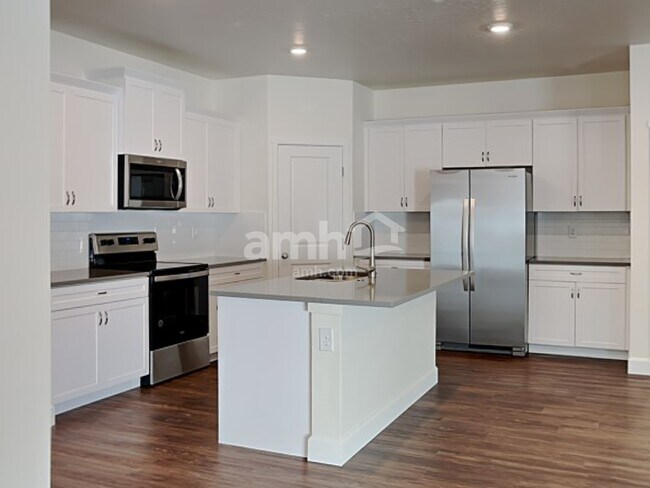 Foto del edificio - 5054 W White Ash Ct