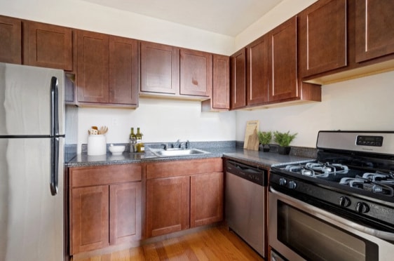 Foto del edificio - 3726 N Pine Grove Ave